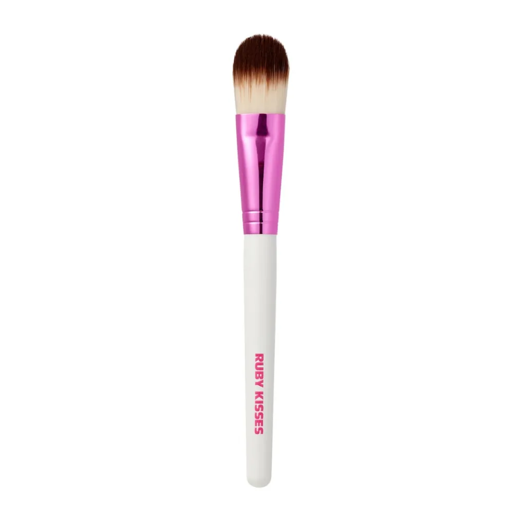 KISS Ruby Kisses Foundation Makeup Brush
