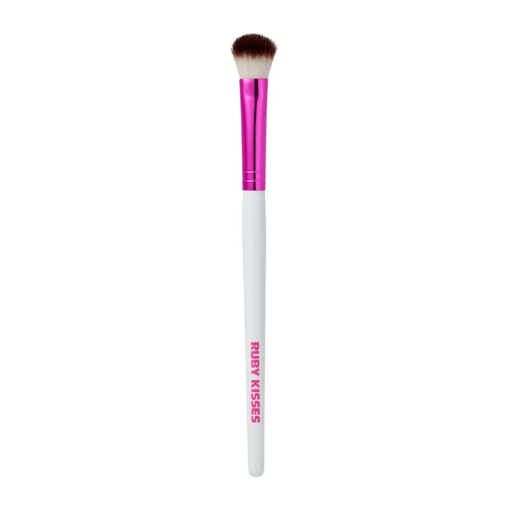 KISS Ruby Kisses Large Eyeshadow Makeup Brush