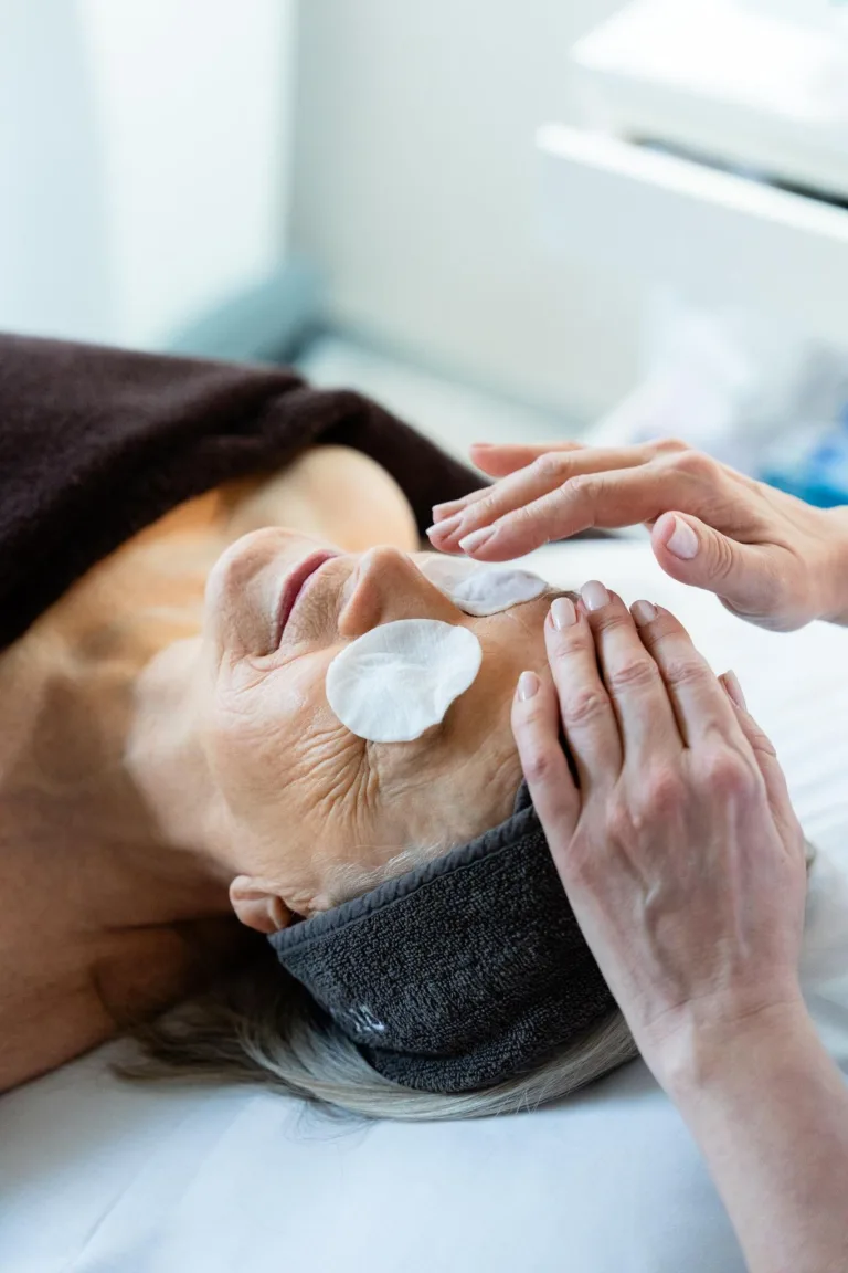 Ansiktsbehandling hos Solsiden Spa